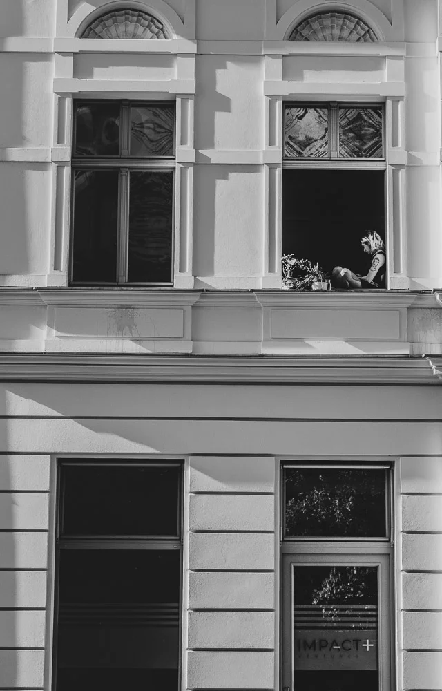 Light and shadow on the facade of a house. Photograph by Adelina Persa.